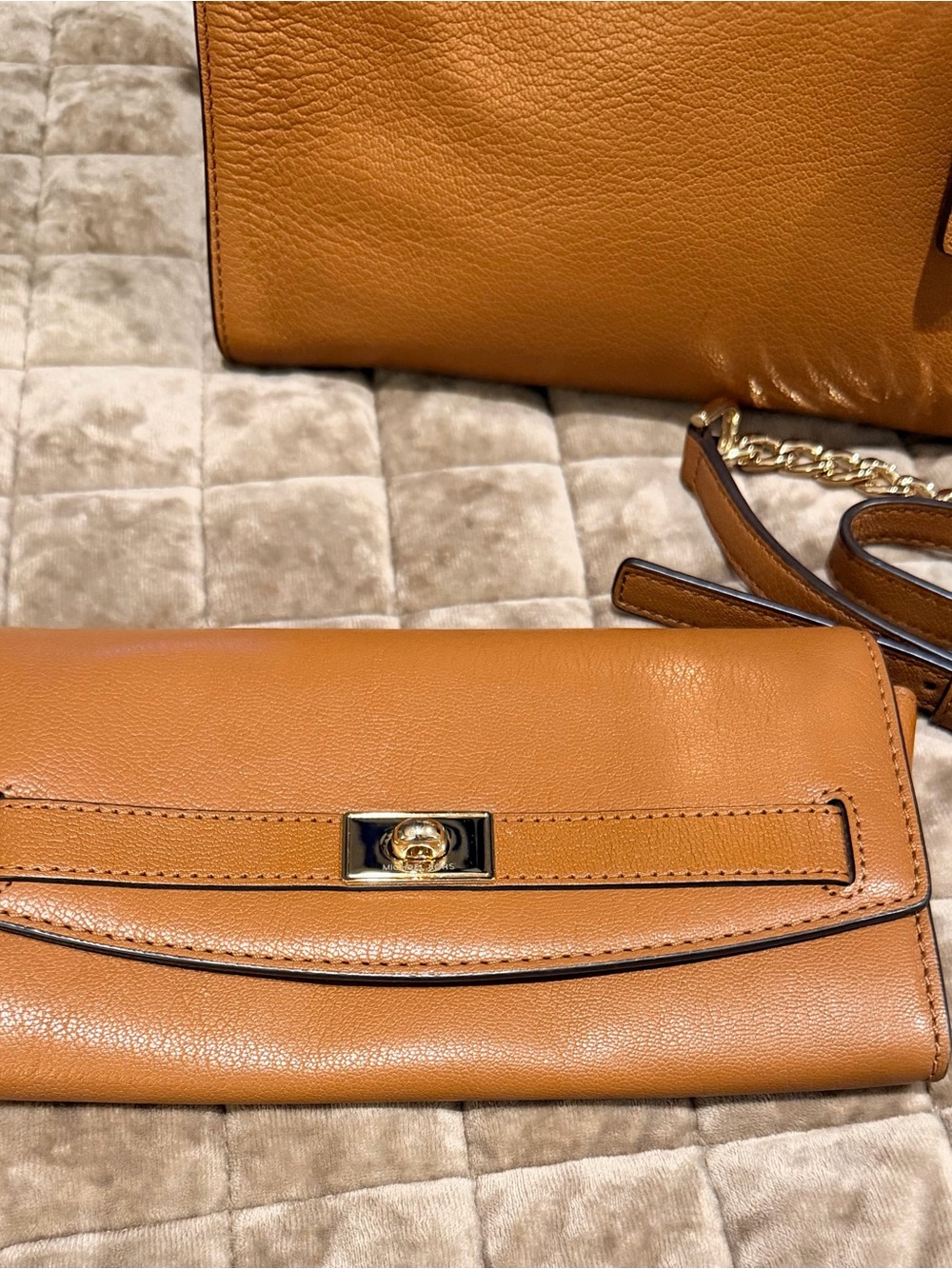 Michael Kors Tan Leather Satchel with Wallet and Detachable Strap - Picture 7 of 12